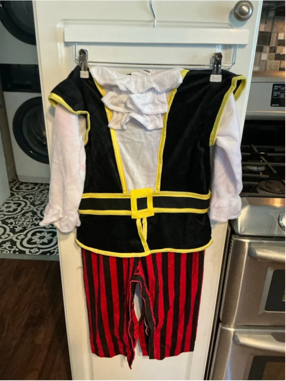 Spooktacular Creations Pirate Costume for Kids Halloween 3T NEW